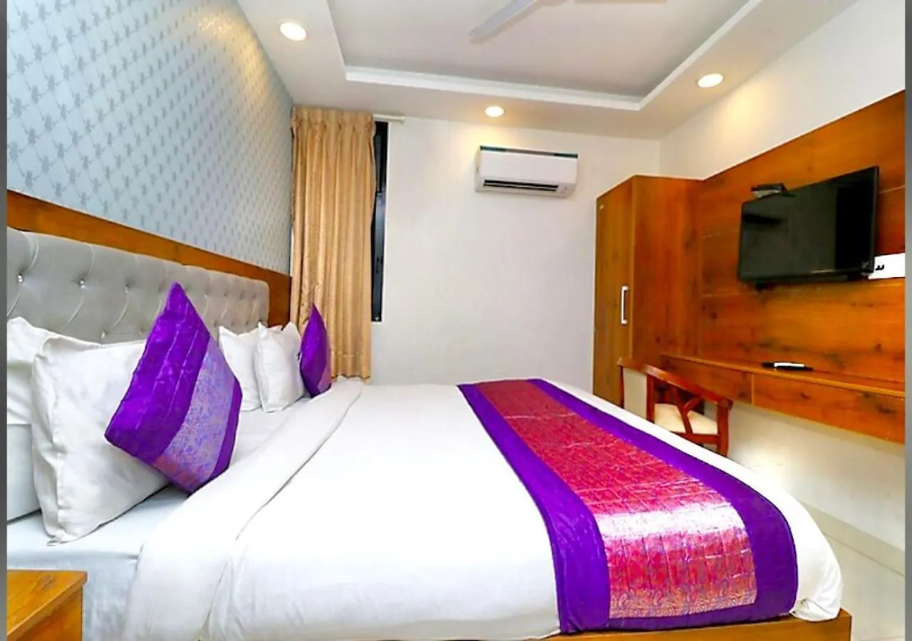 Hotel Galaxy Inn Near Delhi International Airport New Delhi India